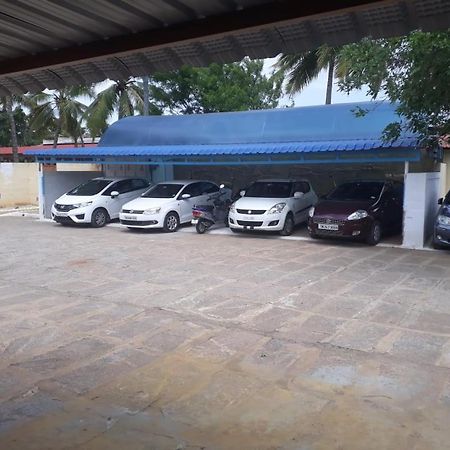 Chill Out Resort Perundurai Exterior photo